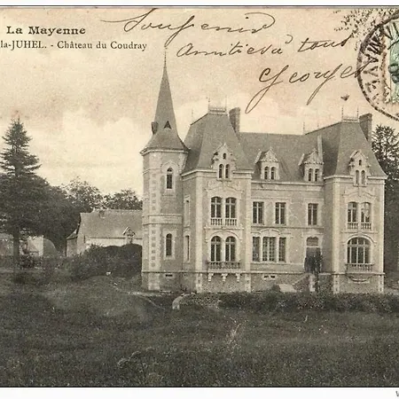 Le Chateau Du Grand Coudray 3* Виллен-ла-Жюель