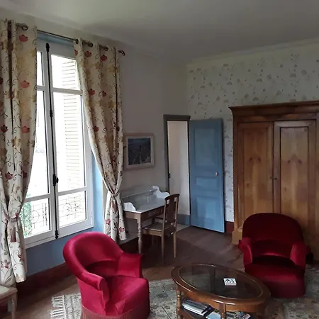 Le Chateau Du Grand Coudray Bed & Breakfast
