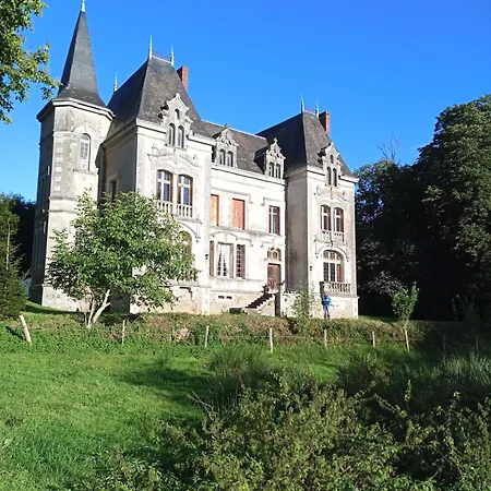 Le Chateau Du Grand Coudray Виллен-ла-Жюель
