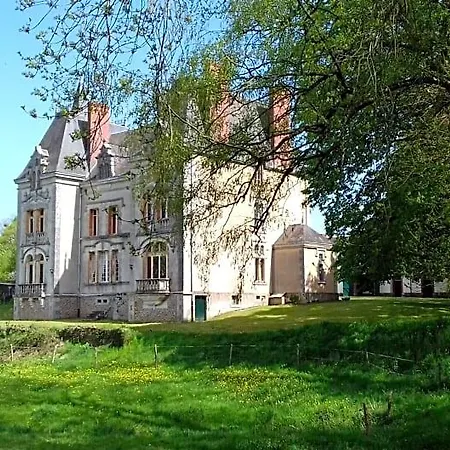 Le Chateau Du Grand Coudray Villaines-la-Juhel