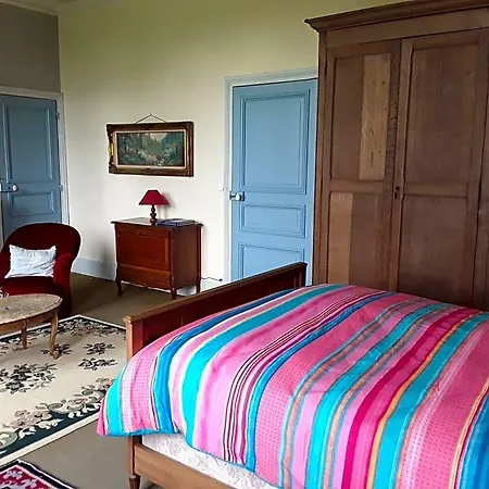Le Chateau Du Grand Coudray Couette-café Villaines-la-Juhel