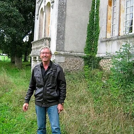 Le Chateau Du Grand Coudray