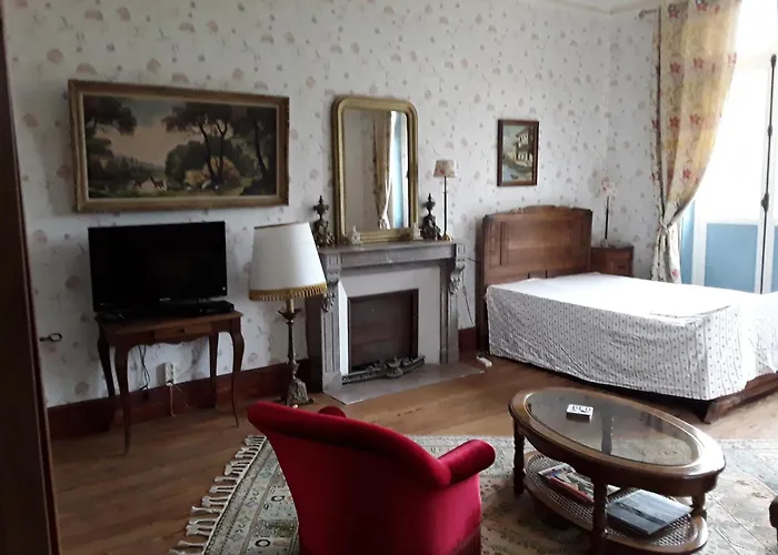 Le Chateau Du Grand Coudray Bed & Breakfast Villaines-la-Juhel